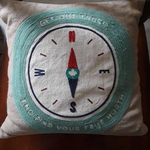 HOME AND GARDEN DECOR BEIGE BURLAP OUTDOOR PILLOW W ARTISTIC TRUE NORTH DESIGN